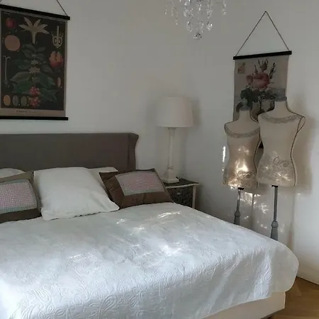 Namelos Apartment Munich