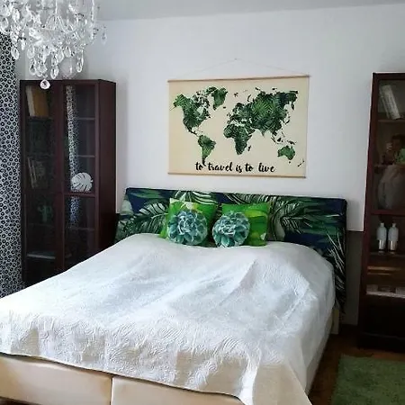 Namelos Apartment *